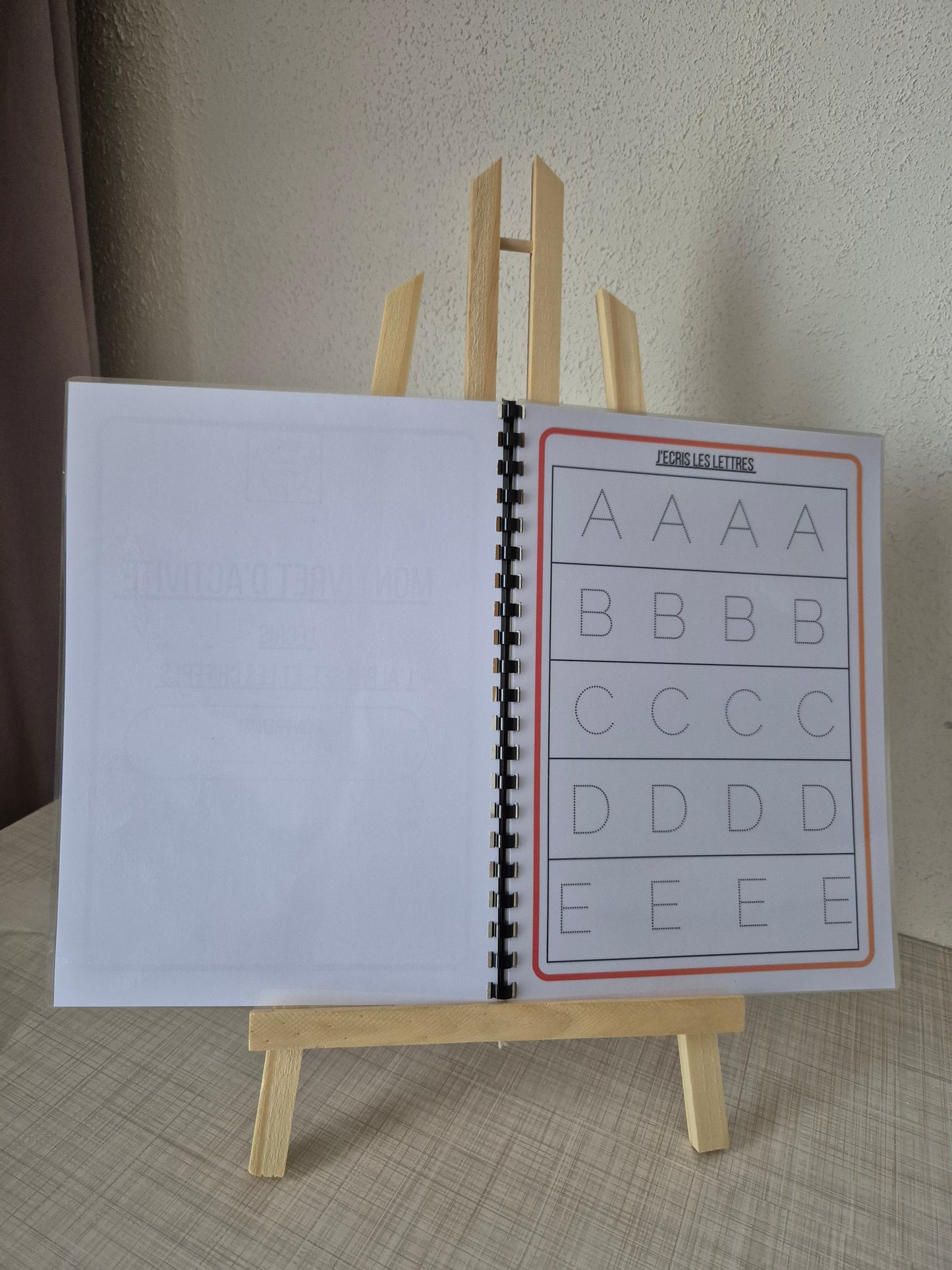 Livret d'activité j'écris l'alphabet et les chiffres